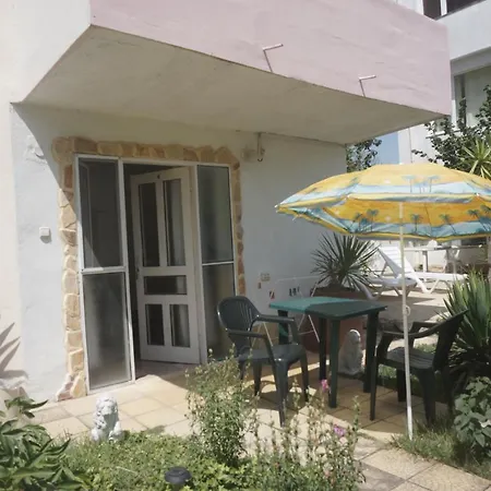 Lenny ゲストハウス