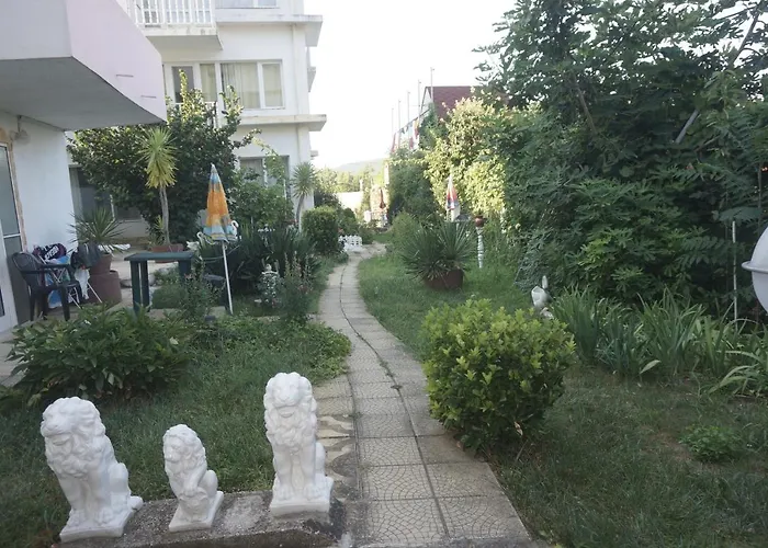 بيت ضيافة Lenny